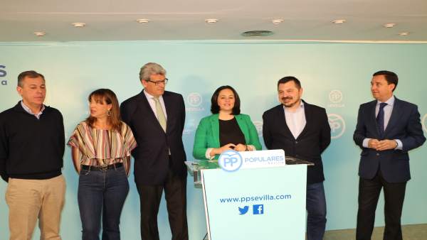 Los populares Virginia Pérez y Toni Martín, entre otros Los populares Virginia Pérez y Toni Martín, entre otros