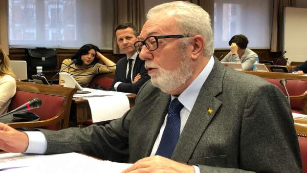 Bonig sobre el futur d'Agramunt: "És una decisió del grup popular en el Senat, estarem al que decidisca" Bonig sobre el futur d'Agramunt: "És una decisió del grup popular en el Senat, estarem al que decidisca"