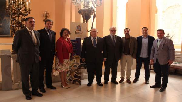 Firma del convenio con Feicase Firma del convenio con Feicase