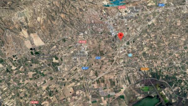 Autopista del Mediterráneo a su paso por Crevillent Autopista del Mediterráneo a su paso por Crevillent