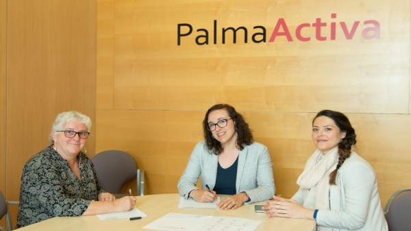 Firma del convenio entre PalmaActiva y REAS Baleares Firma del convenio entre PalmaActiva y REAS Baleares