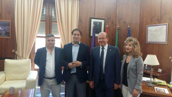 Reunión entre el delegado de Fomento y el alcalde Reunión entre el delegado de Fomento y el alcalde