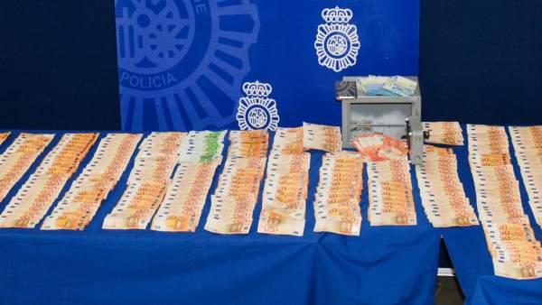 Dinero incautado a los presuntos autores del robo violento. 18-5-2018 Dinero incautado a los presuntos autores del robo violento. 18-5-2018