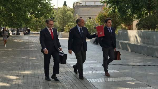 Francisco Camps veu una "causa política" en el cas de la Fórmula 1 Francisco Camps veu una "causa política" en el cas de la Fórmula 1