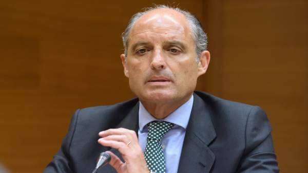 Camps, sobre l'ingrés a la presó de Milagrosa Martínez per Fitur: "Poden imaginar la meua opinió i el meu sentiment" Camps, sobre l'ingrés a la presó de Milagrosa Martínez per Fitur: "Poden imaginar la meua opinió i el meu sentiment"