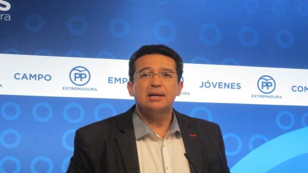 El secretario general del PP extremeño, Fernando Manzano El secretario general del PP extremeño, Fernando Manzano