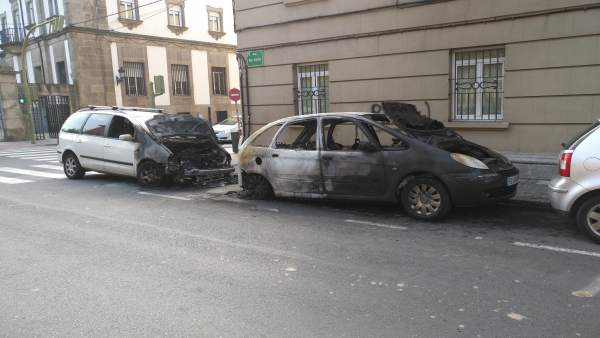 Vehículos quemados de madrugada en Ferrol Vehículos quemados de madrugada en Ferrol