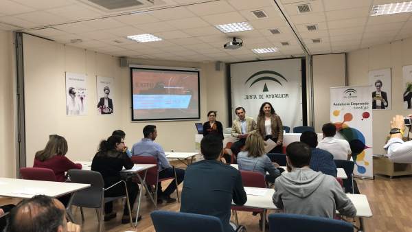 Presentación del proyecto Minerva. Presentación del proyecto Minerva.