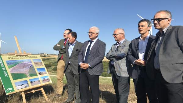 El vicepresidente de la Junta, Manuel Jiménez Barrios, en Chiclana El vicepresidente de la Junta, Manuel Jiménez Barrios, en Chiclana