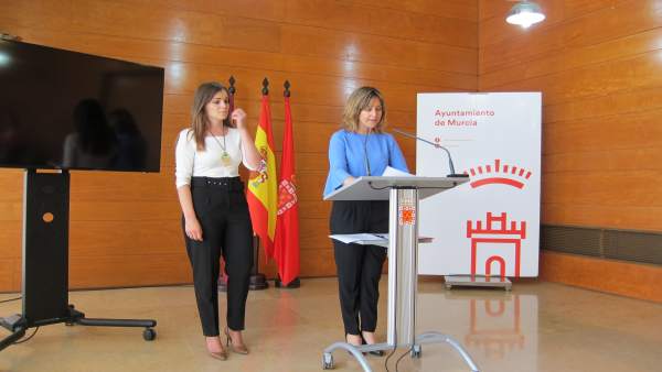 Conchita Ruiz y Rebeca Pérez Conchita Ruiz y Rebeca Pérez