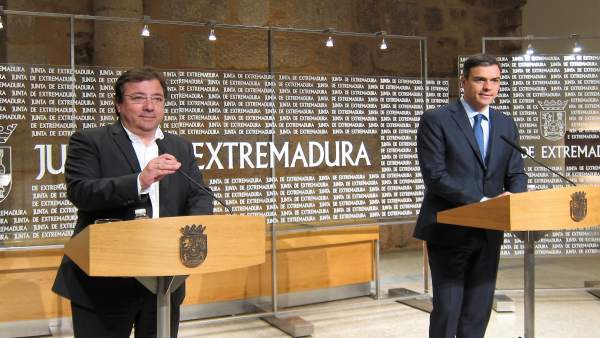 Fernández Vara y Pedro Sánchez, en Mérida Fernández Vara y Pedro Sánchez, en Mérida
