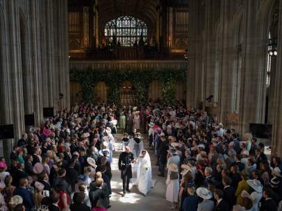 Salida de los novios