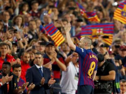 Andrés Iniesta se despide del Camp Nou.