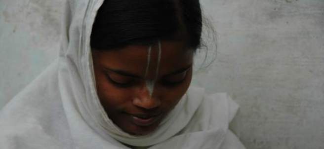 Detenido por violar a su hija en la India (SOS MUJER)