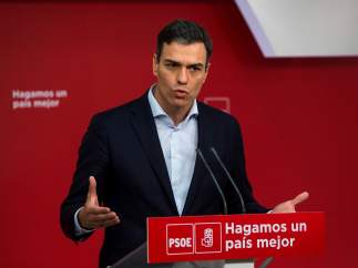 El secretario general del PSOE, Pedro Sánchez, este lunes en Ferraz.