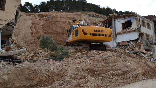 Trabajos en el cerro Pui Pinos de Alcañiz Trabajos en el cerro Pui Pinos de Alcañiz