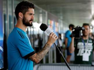 Isco ante los medios