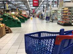 Llenar la cesta de la compra varía 947 euros