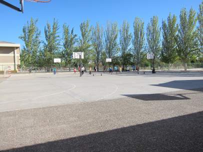 Patio De Recreo En Un Colegio