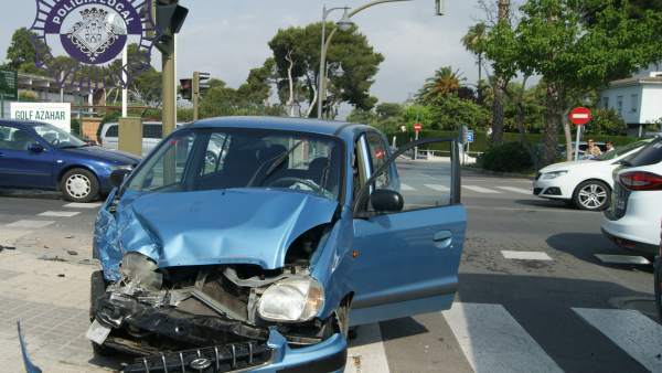 Los coches han sufrido daños de consideración Los coches han sufrido daños de consideración