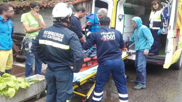 Evacuación a escaladora de La Hermida Evacuación a escaladora de La Hermida