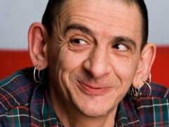 Evaristo, exvocalista de La Polla Records, retenido por insultar a la Guardia Civil en un concierto