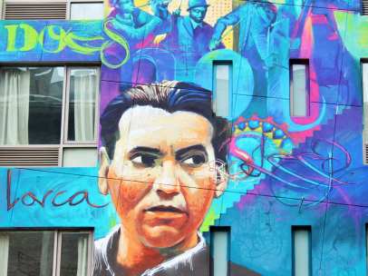 Mural de Lorca, obra del grafitero El niño de las pinturas, en el barrio chino de Nueva York.