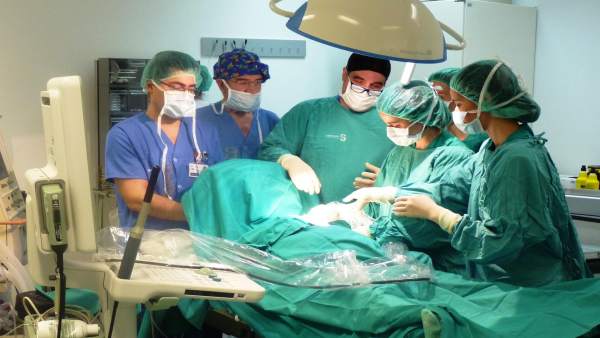 Médicos, quirófano, cirujano, hospital, operación, enfermero Médicos, quirófano, cirujano, hospital, operación, enfermero
