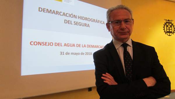 El presidente de la CHS, Miguel Ángel Ródenas, en la reunión El presidente de la CHS, Miguel Ángel Ródenas, en la reunión