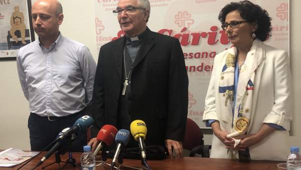 Prensentación Memoria 2017 Cáritas Prensentación Memoria 2017 Cáritas