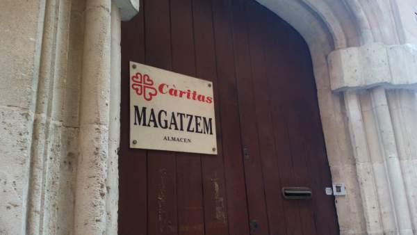 Un almacén de Cáritas Un almacén de Cáritas