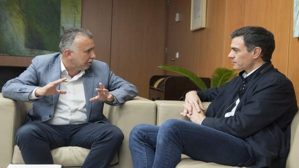 Reunión mantenida entre Ángel Víctor Torres y Pedro Sánchez Reunión mantenida entre Ángel Víctor Torres y Pedro Sánchez