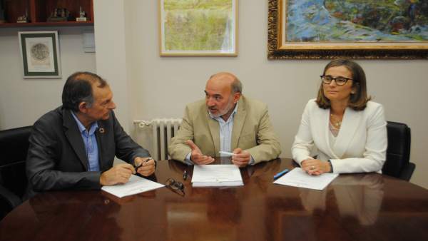 Endesa y ECODES impulsan proyecto piloto de eficiencia energética en Calatayud Endesa y ECODES impulsan proyecto piloto de eficiencia energética en Calatayud