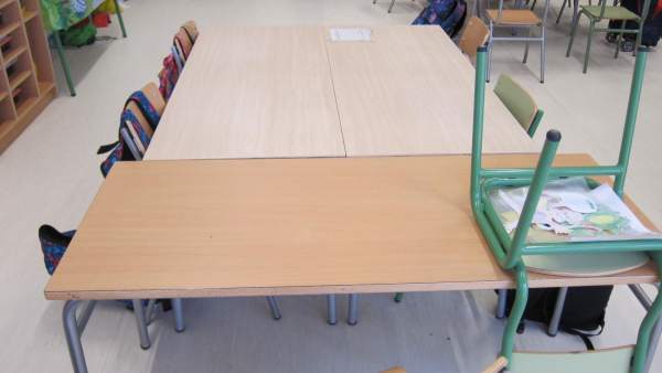 Aula de un colegio de Infantil y Primaria Aula de un colegio de Infantil y Primaria
