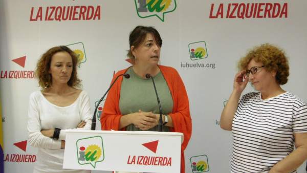La parlamentaria andaluza de IULV-CA Elena Cortés. La parlamentaria andaluza de IULV-CA Elena Cortés.
