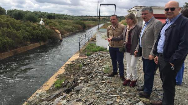 El delegado de Medio Ambiente, José Antonio Cortés, en el Andévalo. El delegado de Medio Ambiente, José Antonio Cortés, en el Andévalo.
