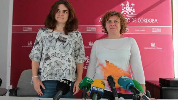María de los Ángeles Aguilera y Alba Doblas María de los Ángeles Aguilera y Alba Doblas