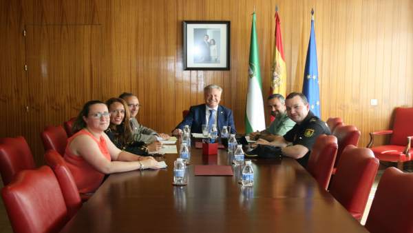 Reunión de la Comisión para Erradicación de la Violencia en el Fútbol Reunión de la Comisión para Erradicación de la Violencia en el Fútbol