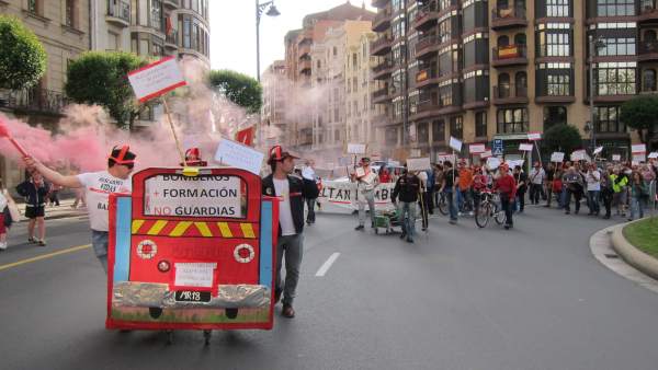 Manifestación bomberos del Ayuntamiento de Logroño Manifestación bomberos del Ayuntamiento de Logroño