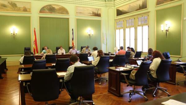 La Comisión de Educación reunida esta tarde La Comisión de Educación reunida esta tarde