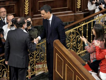 Rajoy felicita a Sánchez