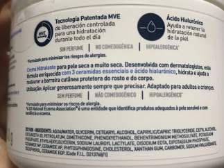 Etiquetado de un frasco de crema