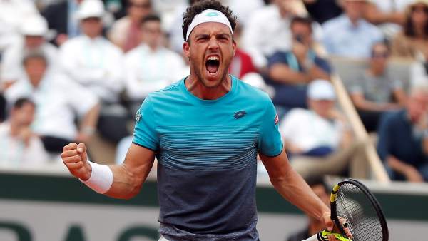 Cecchinato vence a Djokovic Cecchinato vence a Djokovic