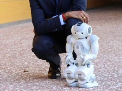 Robot