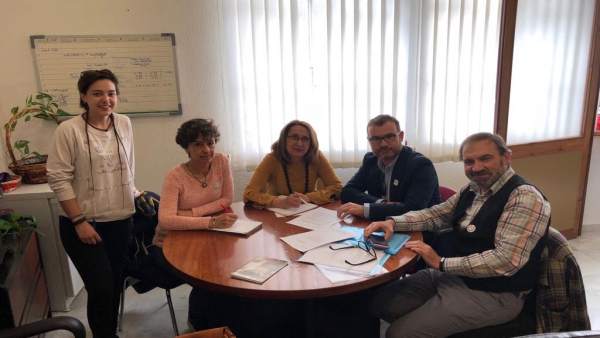 Reunión con representantes del Colegio de Educadores Sociales. Reunión con representantes del Colegio de Educadores Sociales.