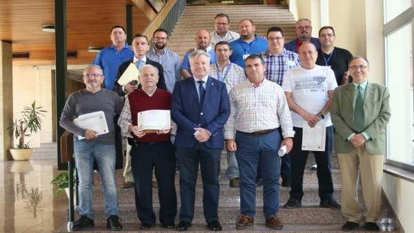 Primo Jurado (centro), en la entrega de distinciones Primo Jurado (centro), en la entrega de distinciones