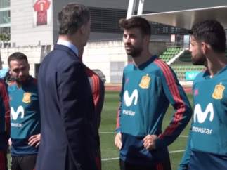 Don Felipe VI y Gerard Piqué