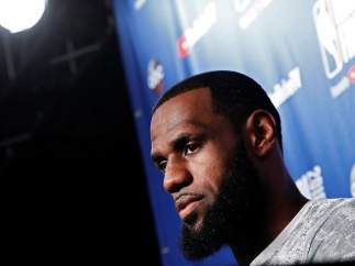 LeBron James, en una rueda de prensa.