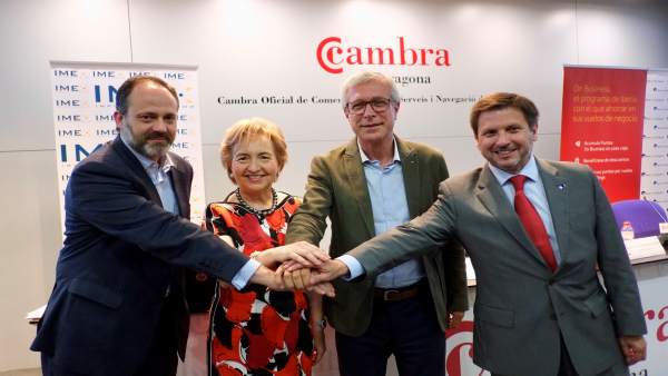 De izq a drc José Terreros, Laura Roigé, Josep Fèlix Ballesteros i Josep Andreu. De izq a drc José Terreros, Laura Roigé, Josep Fèlix Ballesteros i Josep Andreu.