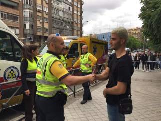 El equipo de Samur-Protección Civil de Madrid agradece al joven su labor.